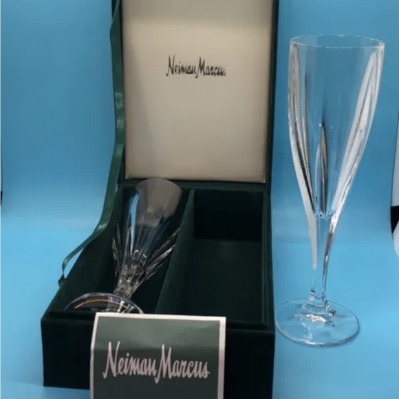 GODINGER FOR NEIMAN MARCUS CRYSTAL TOASTING CHAMPAGNE FLUTES IN VELVET BOX - Picture 8 of 10